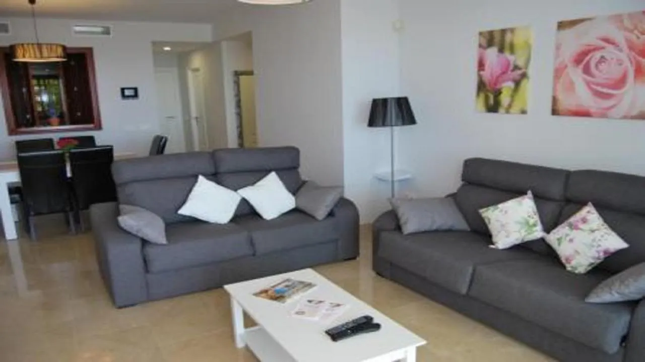Appartement Apartamento 6 Persona En La Alcaidesa Spanje